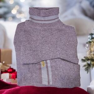 Columbia Sportswear GRT Women's Purple Turtleneck Sweater -- Medium